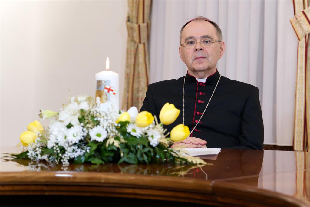 Uskrsna poruka varaždinskog biskupa Bože Radoša